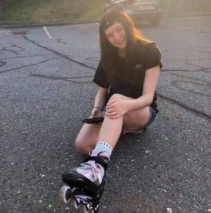 Meet your Posher, Danielle